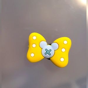 Yellow Bow Croc Jibbit